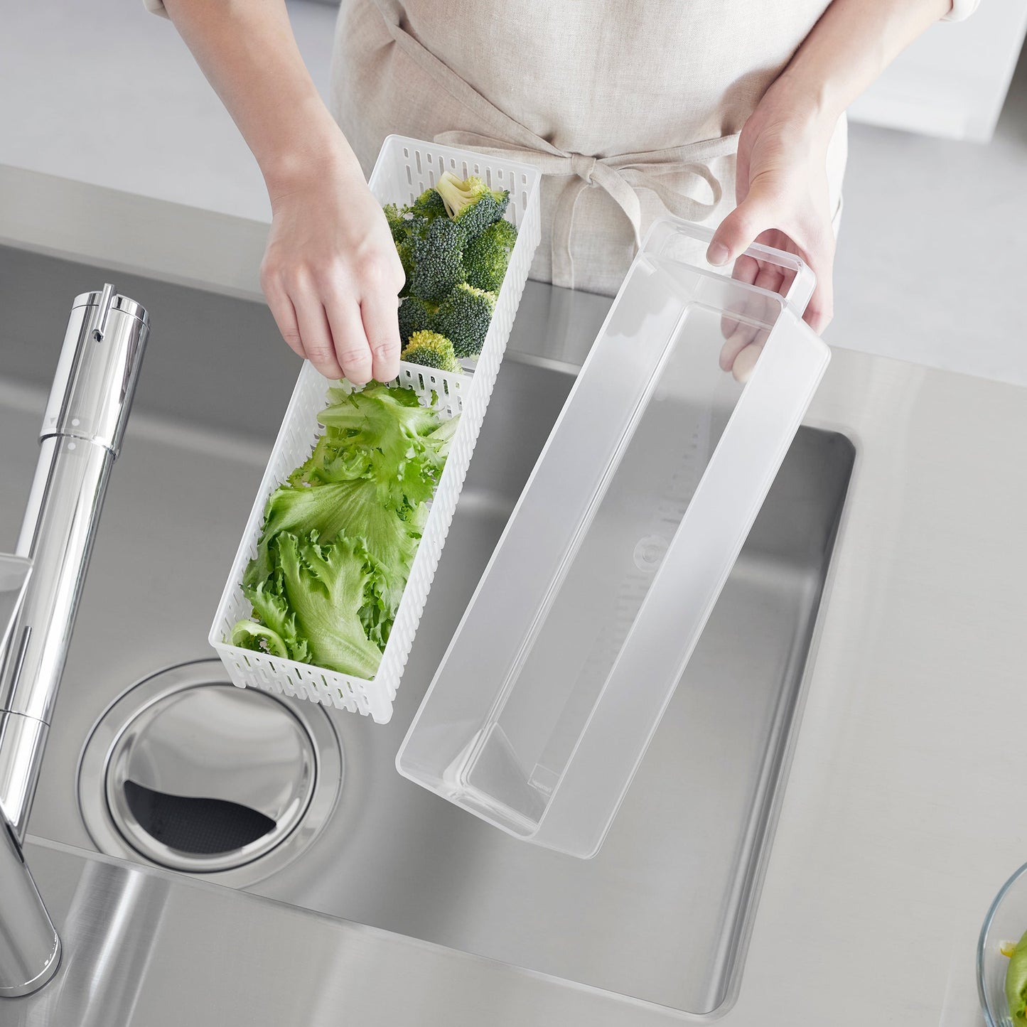 Refrigerator Colander with Lid & Divider