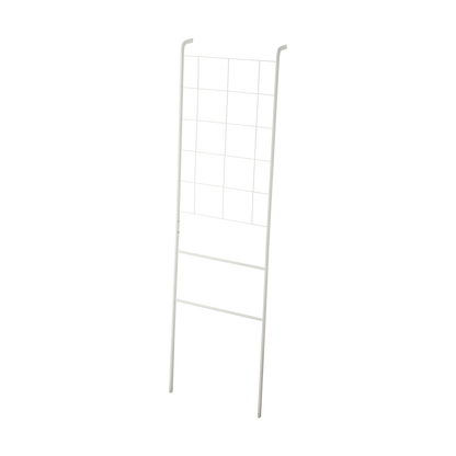 Leaning Ladder with Grid Panel (63 H)  - Steel