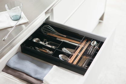 Expandable Cutlery Organizer