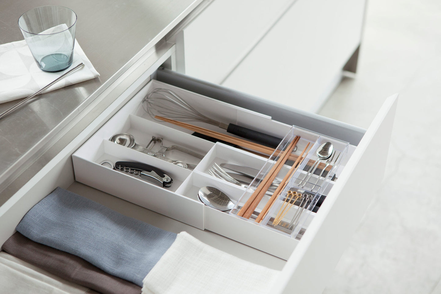 Expandable Cutlery Organizer